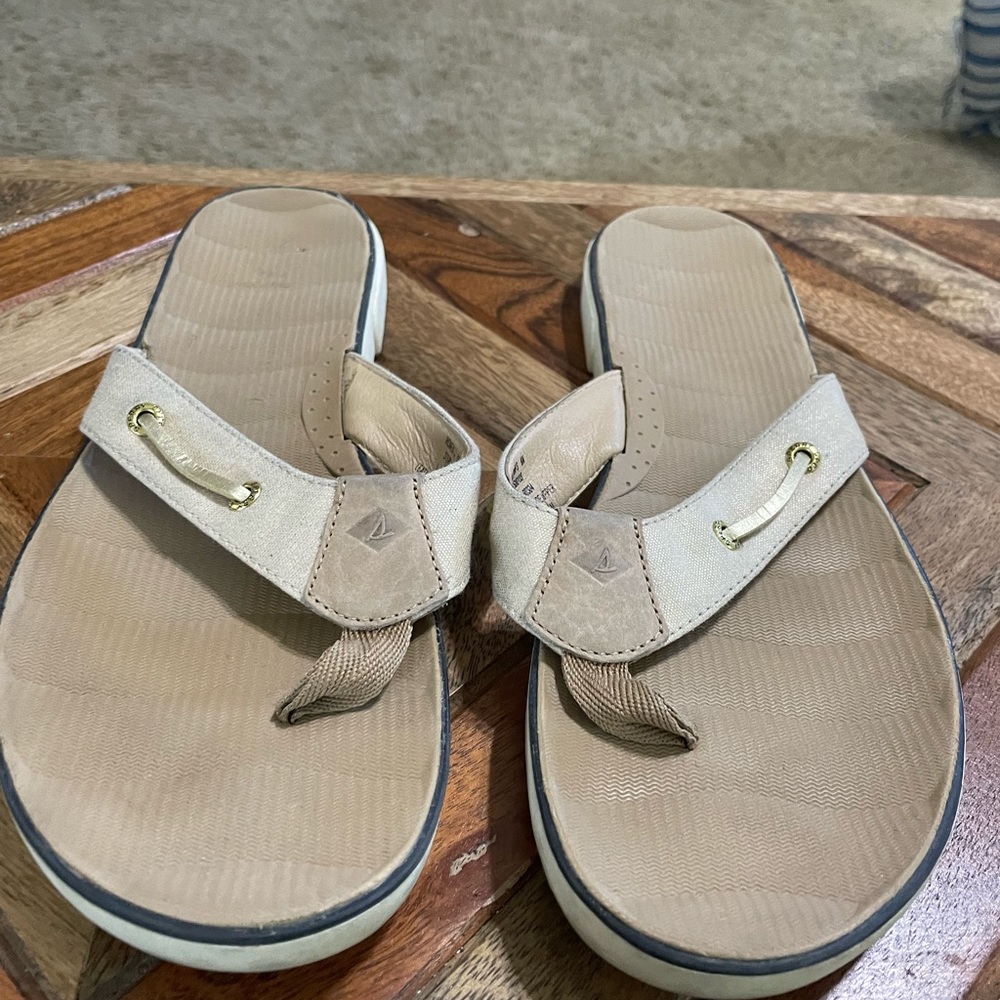 Sperry flip flops womens 8